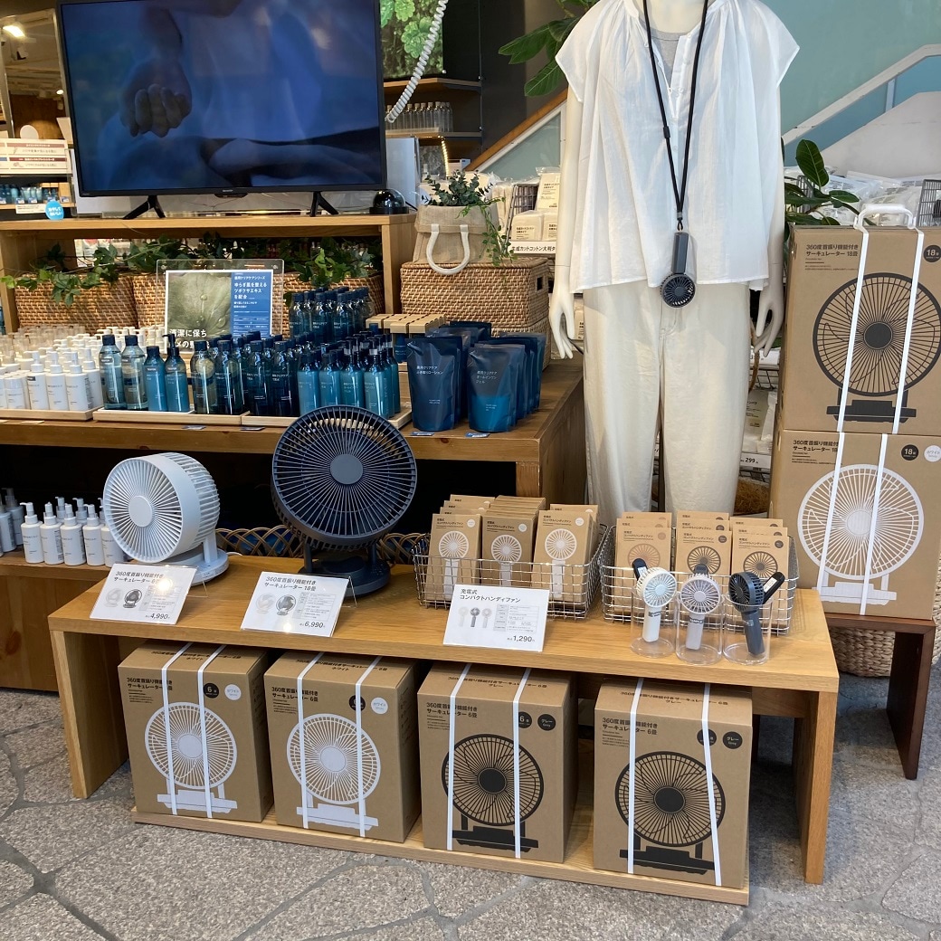 １号館１階でも販売中