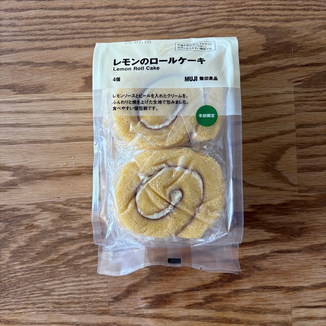 レモンのロールケーキ