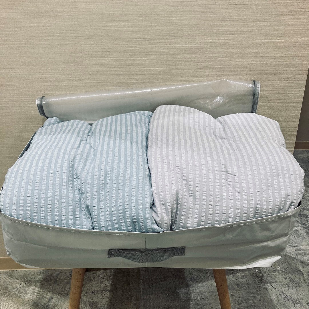 レジャーシートでつくった たためる収納袋 大