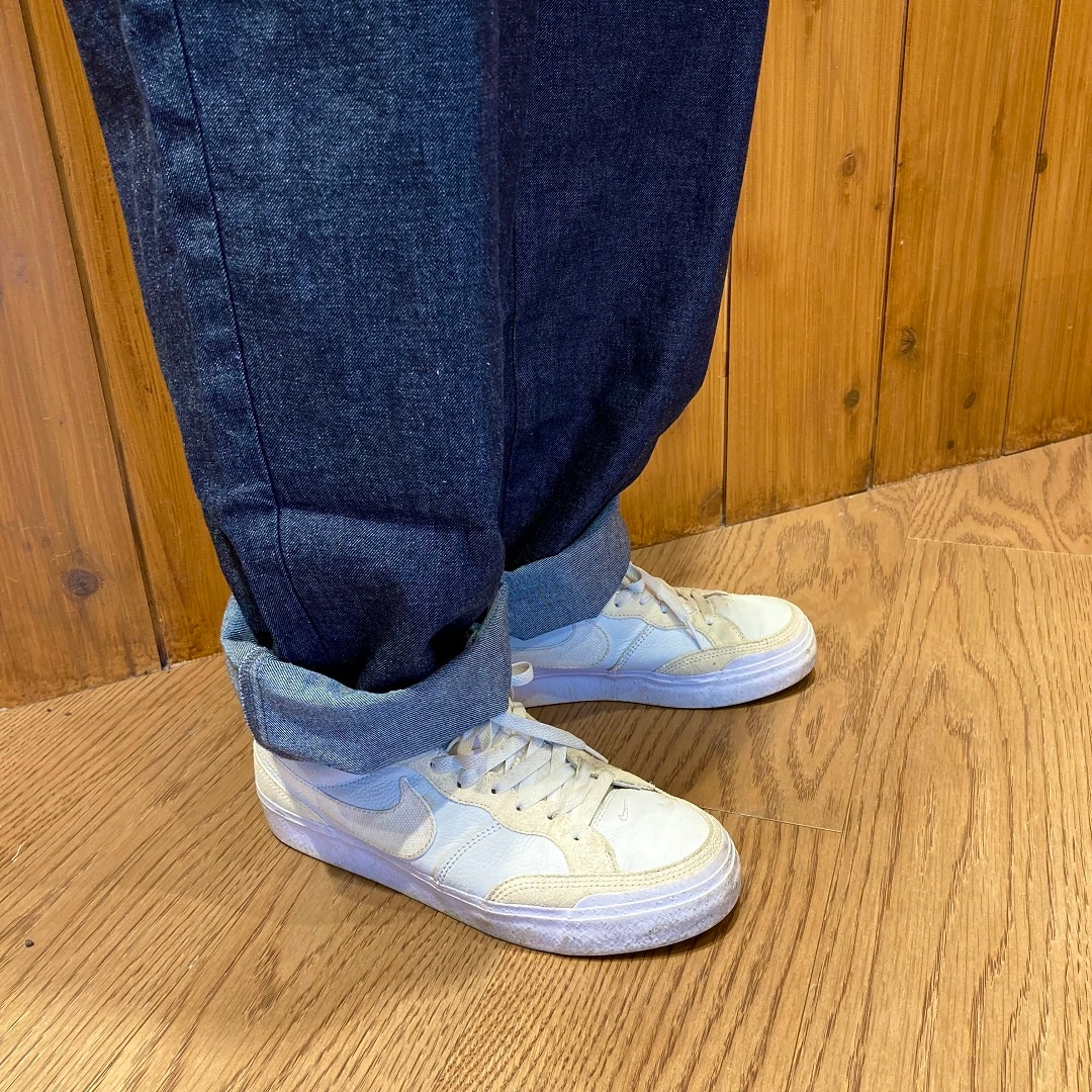 足元