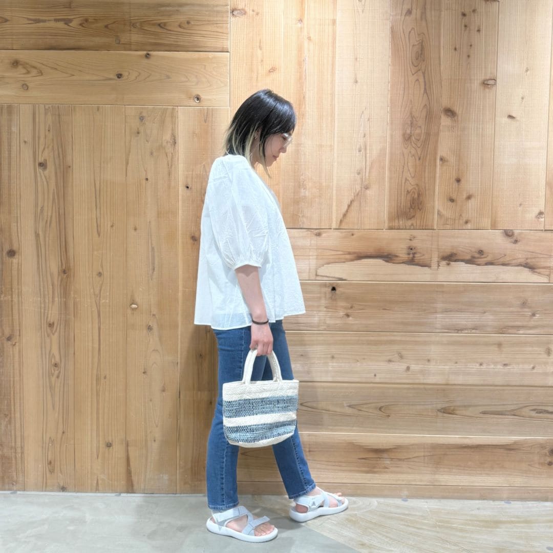 横