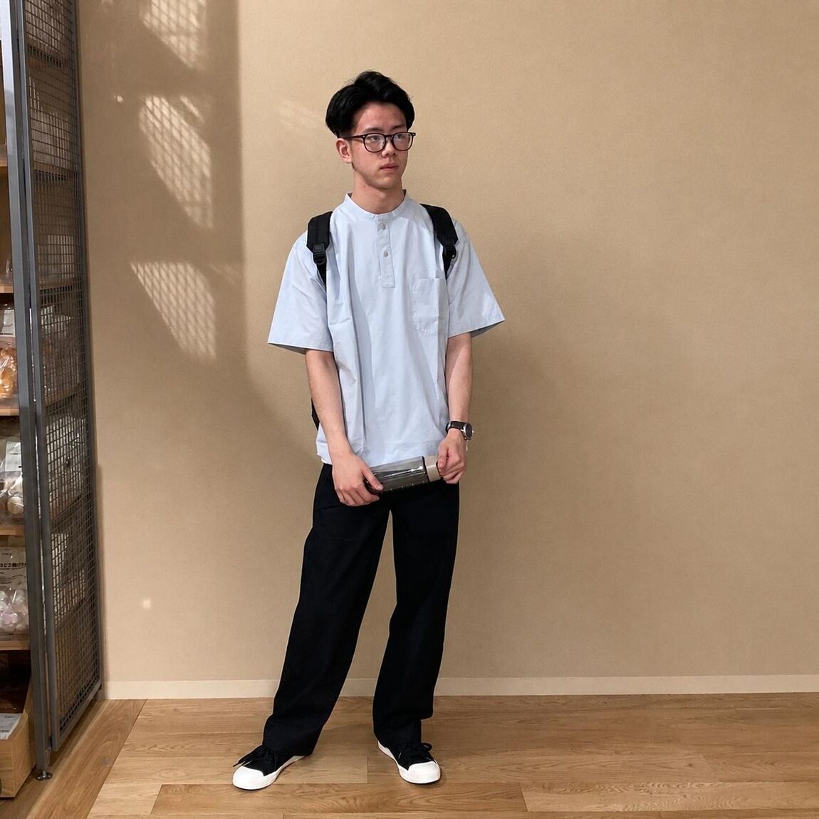 正面　立ち姿