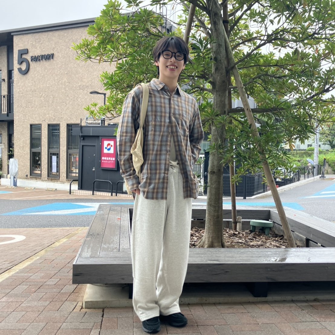 【岡崎竜美丘】秋のおすすめアイテム　衣料品_3JbinX