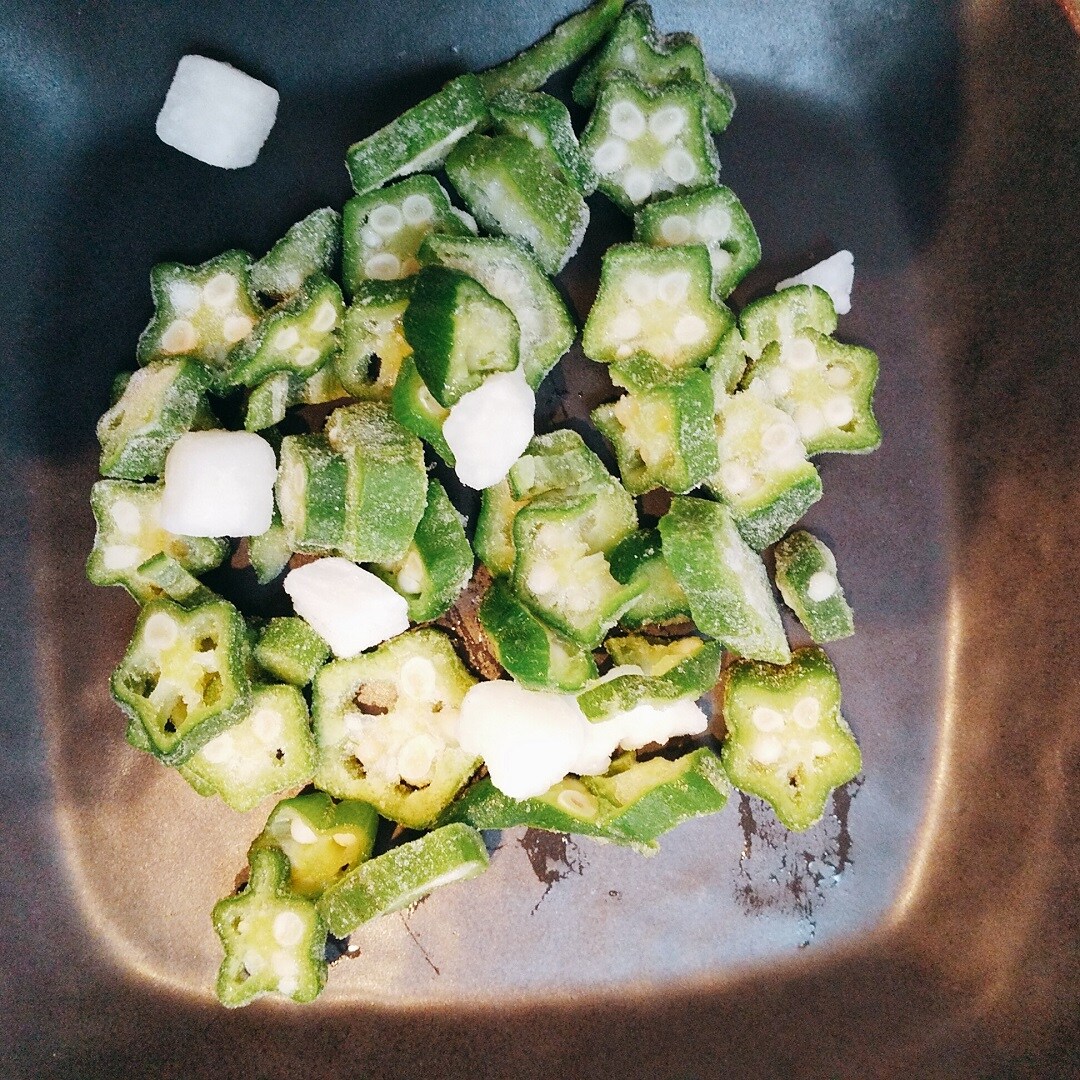 【芦屋モンテメール】ねばねば野菜　調理前