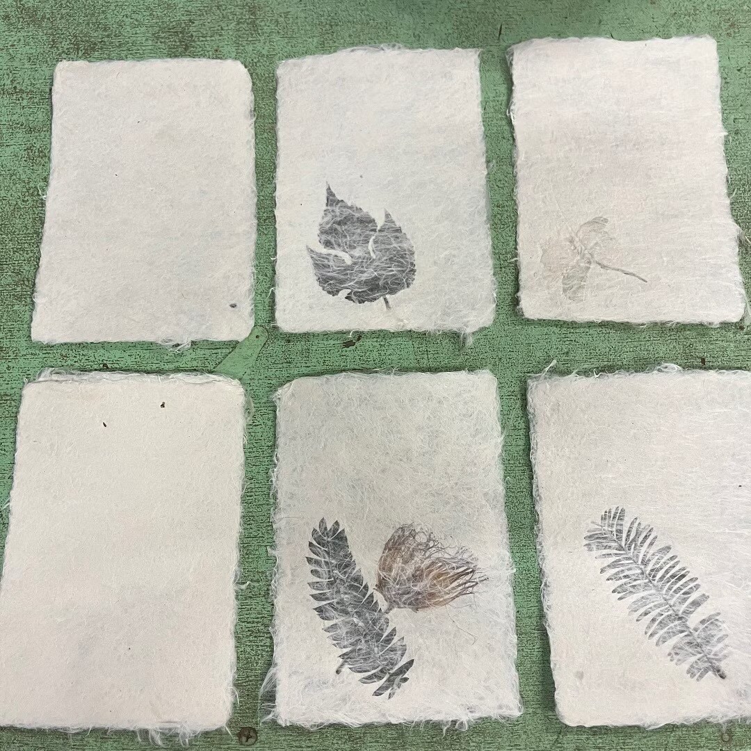 遠野和紙でつくったはがきの写真