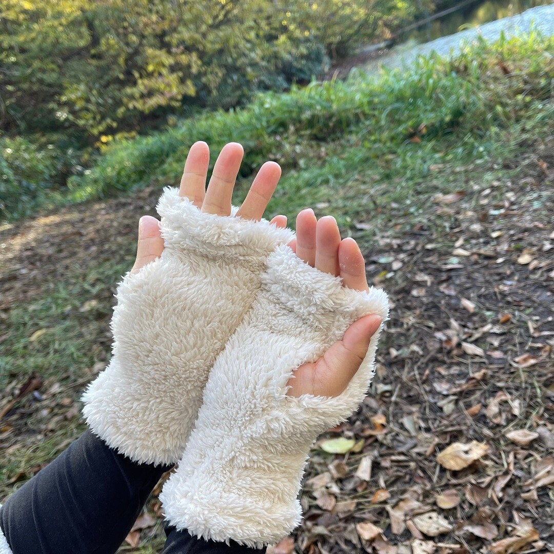 ふわふわもこもこハンドウォーマー