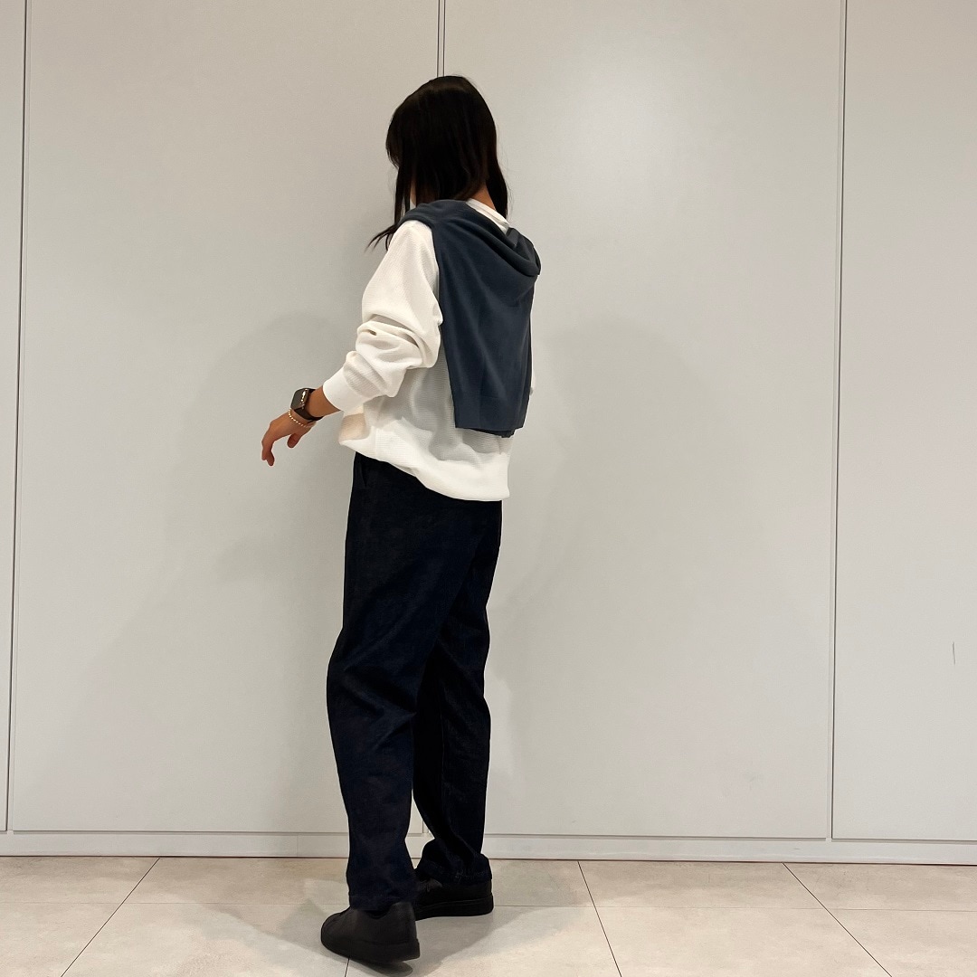 045632-20251025-008-06