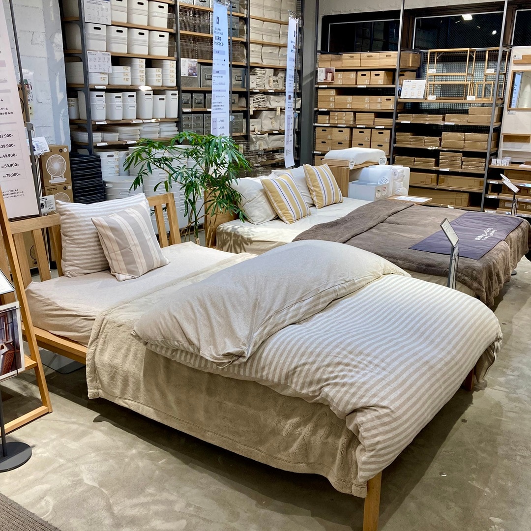 一部ベッドを展示