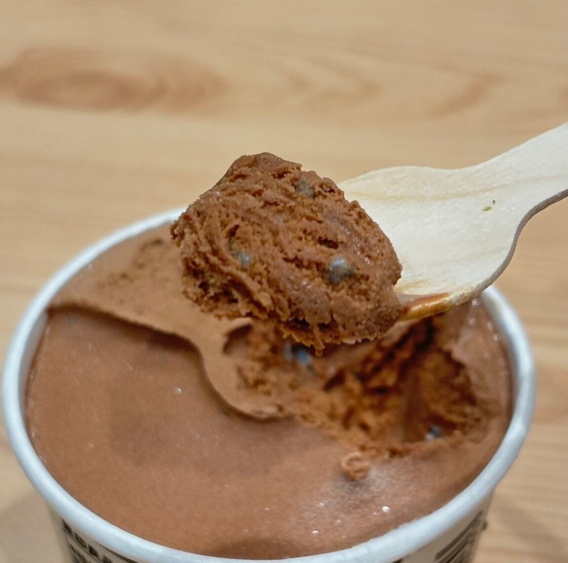 【アル・プラザ八日市】ひんやり爽快、チョコミントアイス