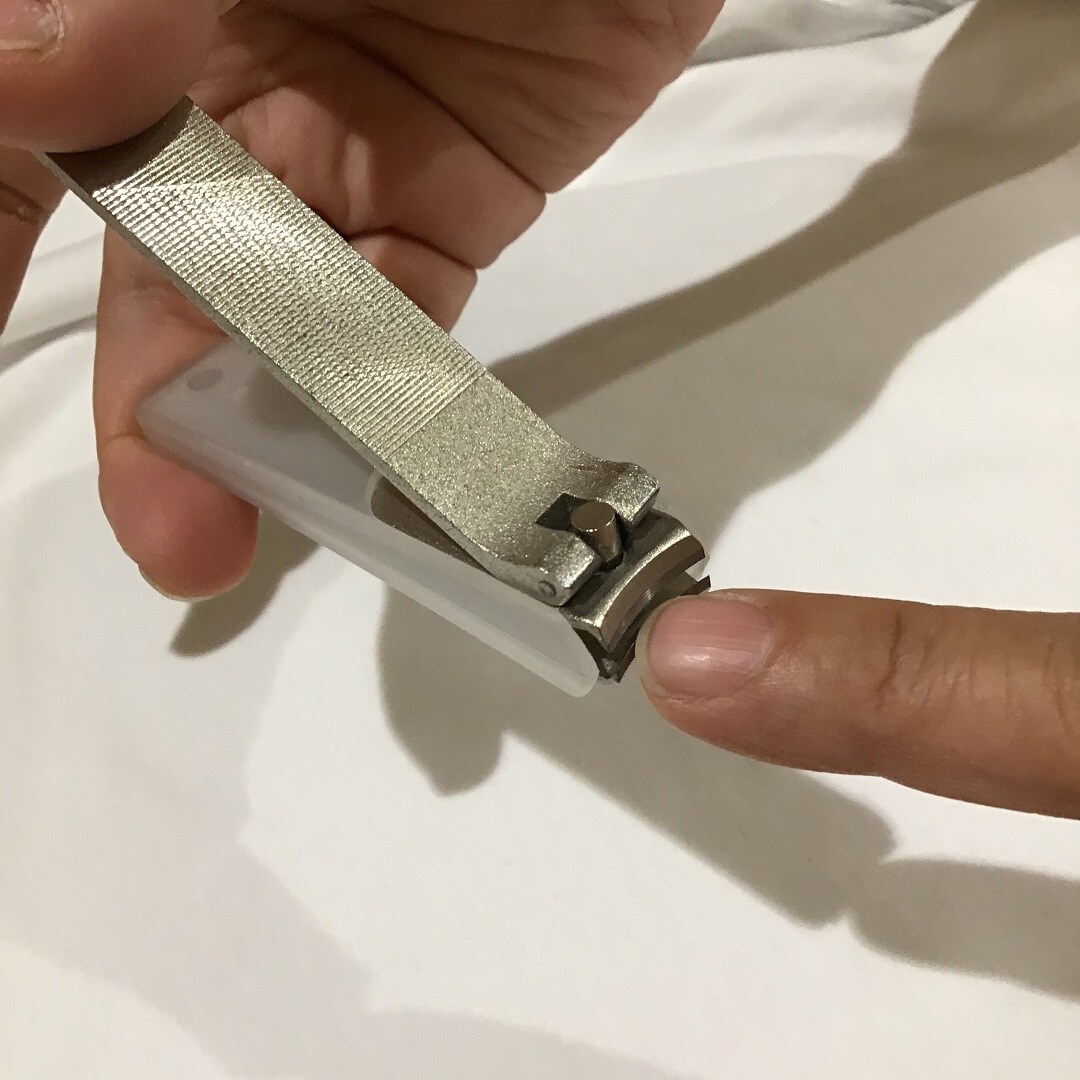 【けやきウォーク前橋】爪を切っているところ