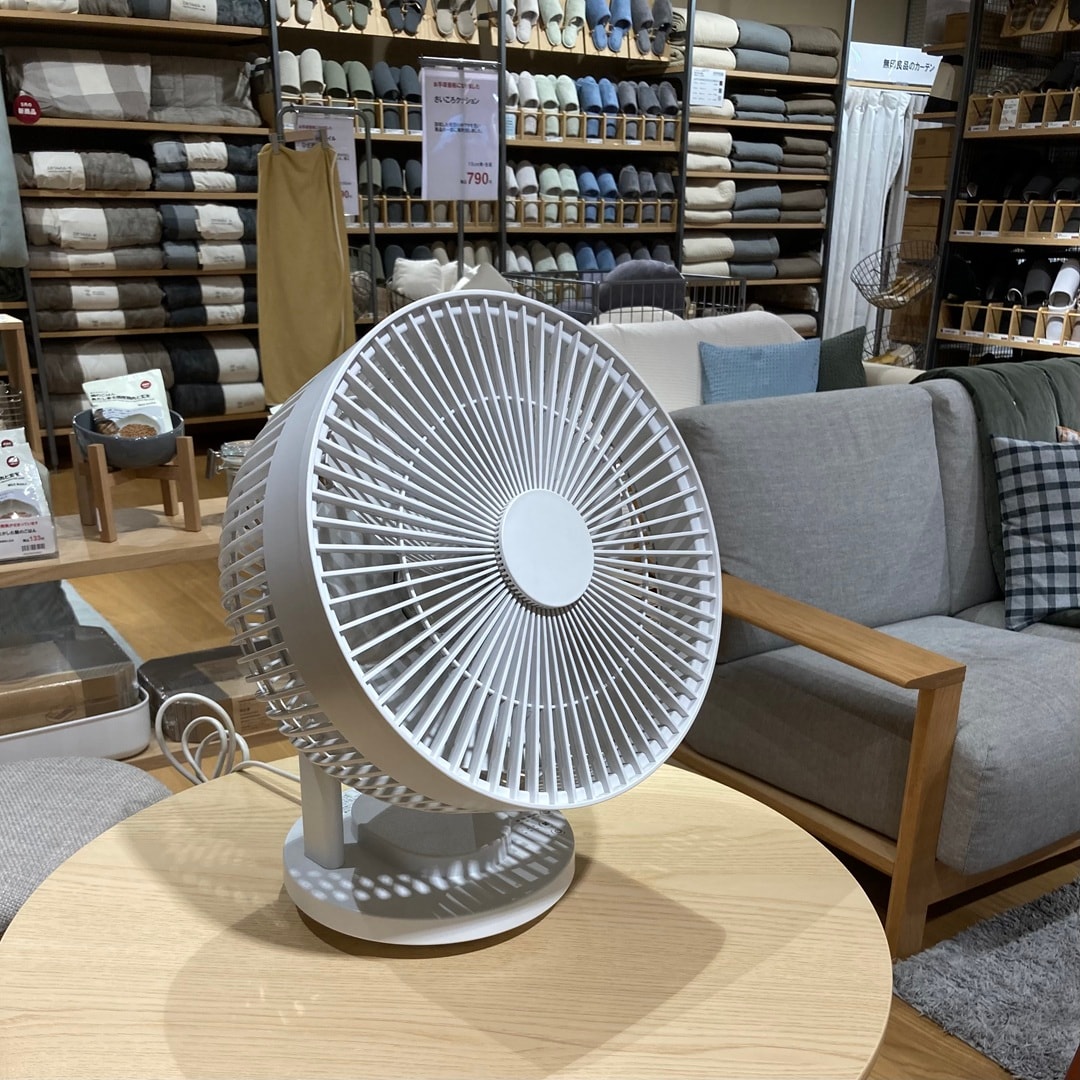 【無印良品イオンモール北大路】乾きにくい季節におすすめ、無印の部屋干し商品！_fhVS1o