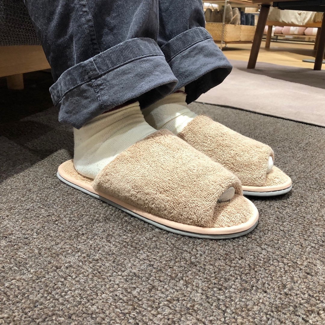 前あきスリッパ