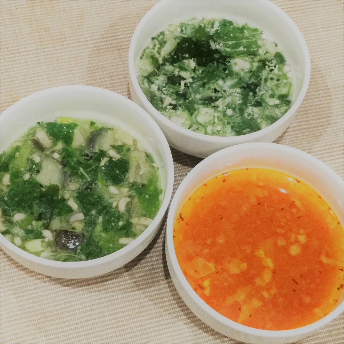 【札幌ステラプレイス】お湯をそそいだスープ画像