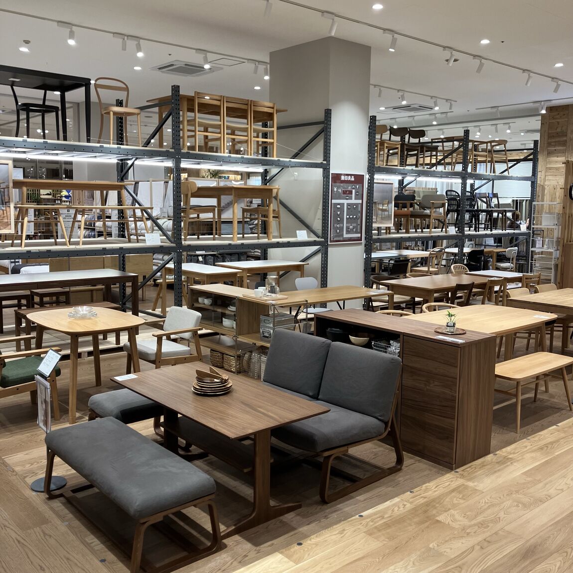 【富山Favore】ダイニング売場
