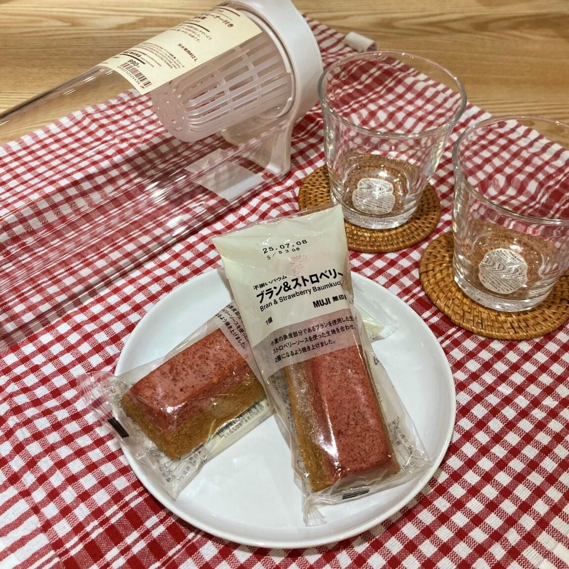 https://contents.muji.com/jp/sites/jp/files/%E3%83%96%E3%83%A9%E3%83%B3%EF%BC%86%E3%82%B9%E3%83%88%E3%83%AD%E3%83%99%E3%83%AA%E3%83%BC.jpg