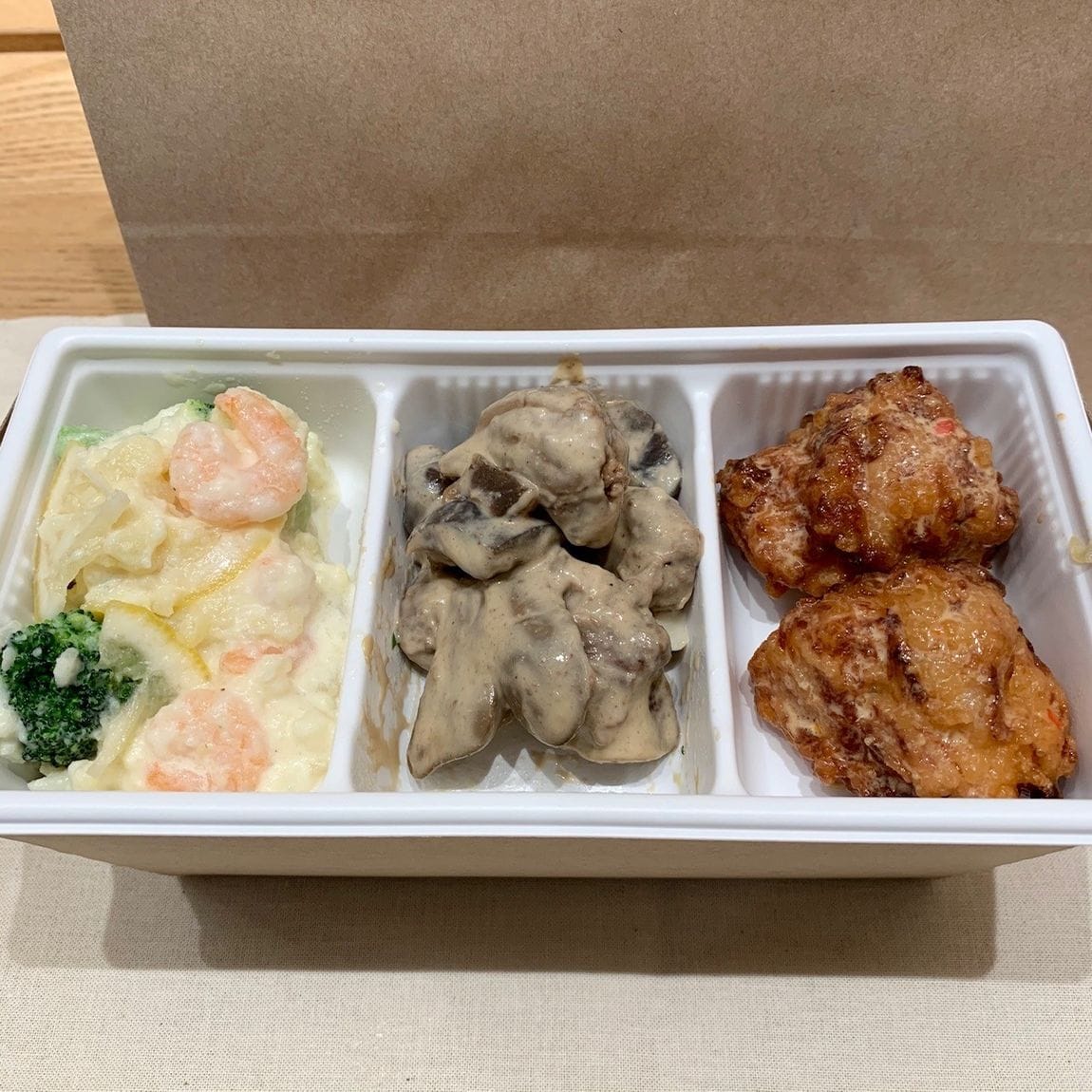 Cafe Mealmuji越谷レイクタウン 7月17日 本日の日替わり弁当 無印良品 Cafe Mealmuji越谷レイクタウン 7月17日 本日の日替わり弁当 無印良品
