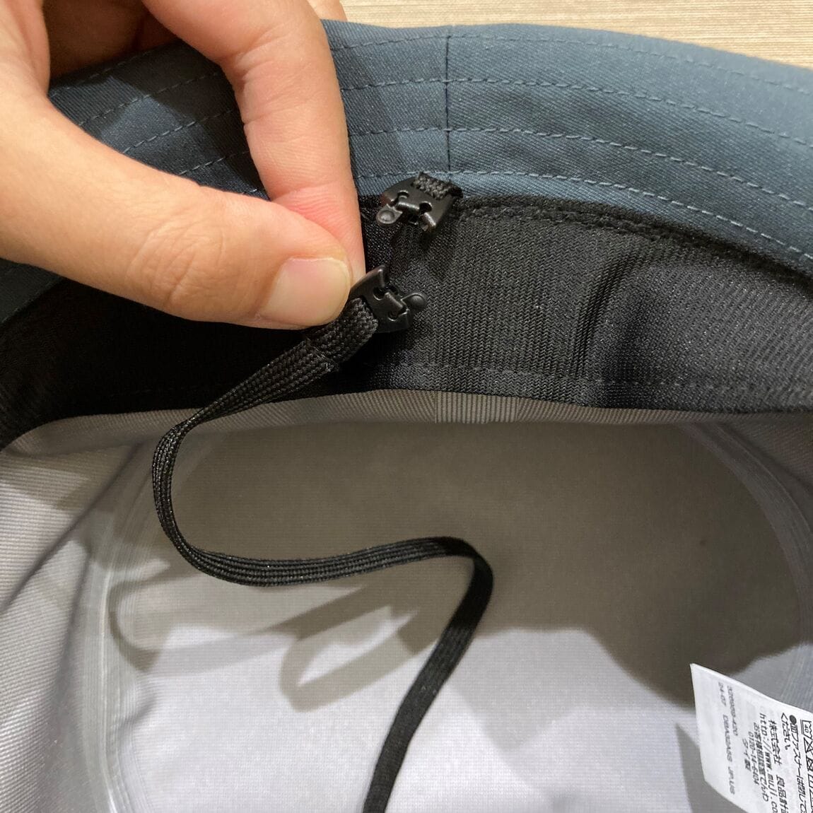 サファリハット あご紐