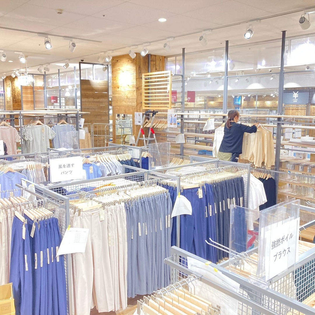 婦人服売り場の様子