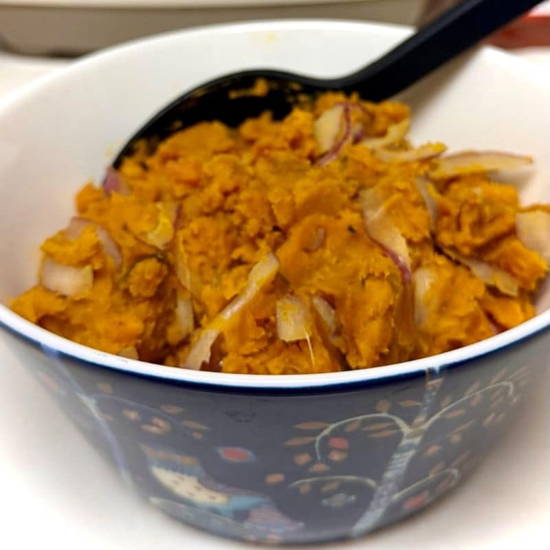 カボチャサラダもカレー風味に