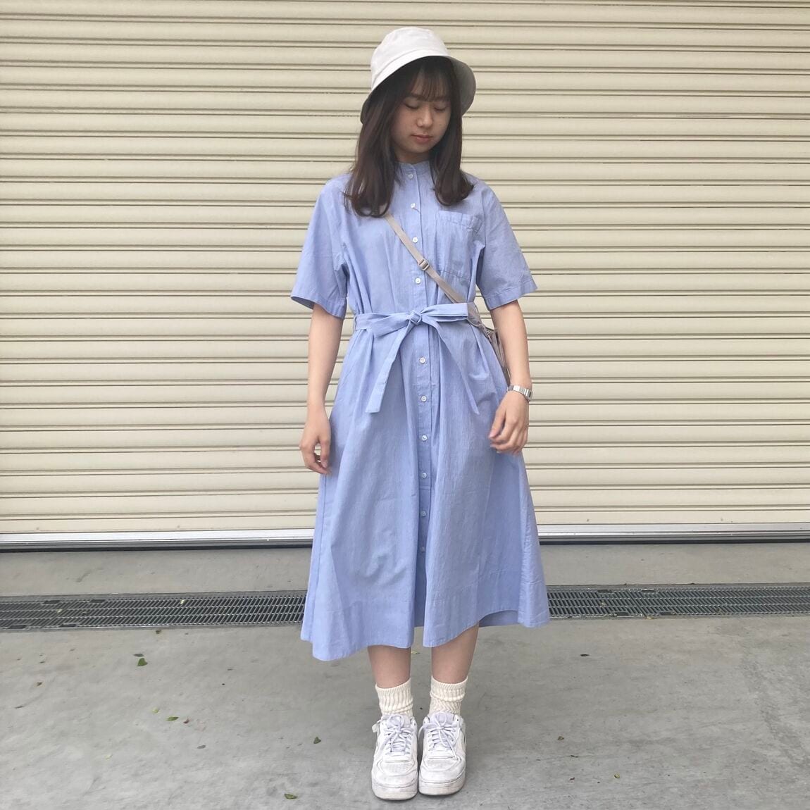 スタッフスナップ女性スタッフ　全身