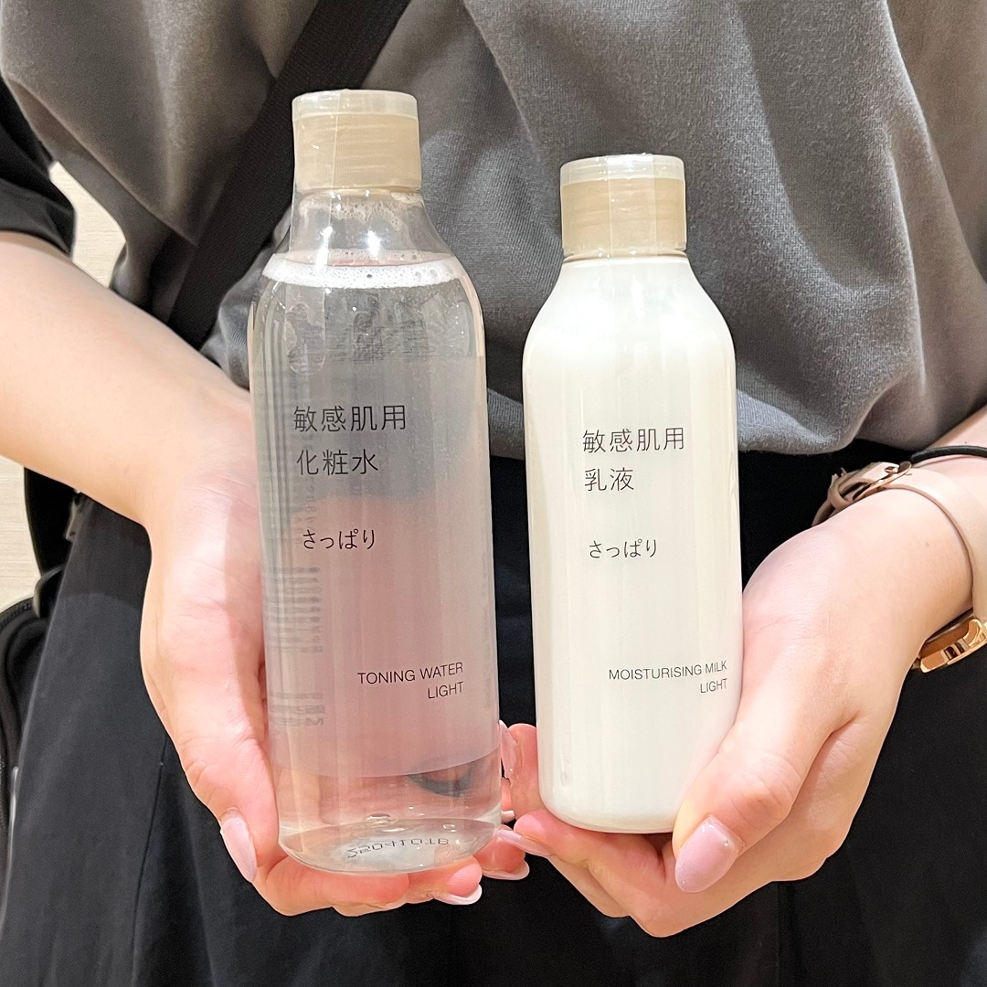 敏感肌用化粧水、乳液の写真
