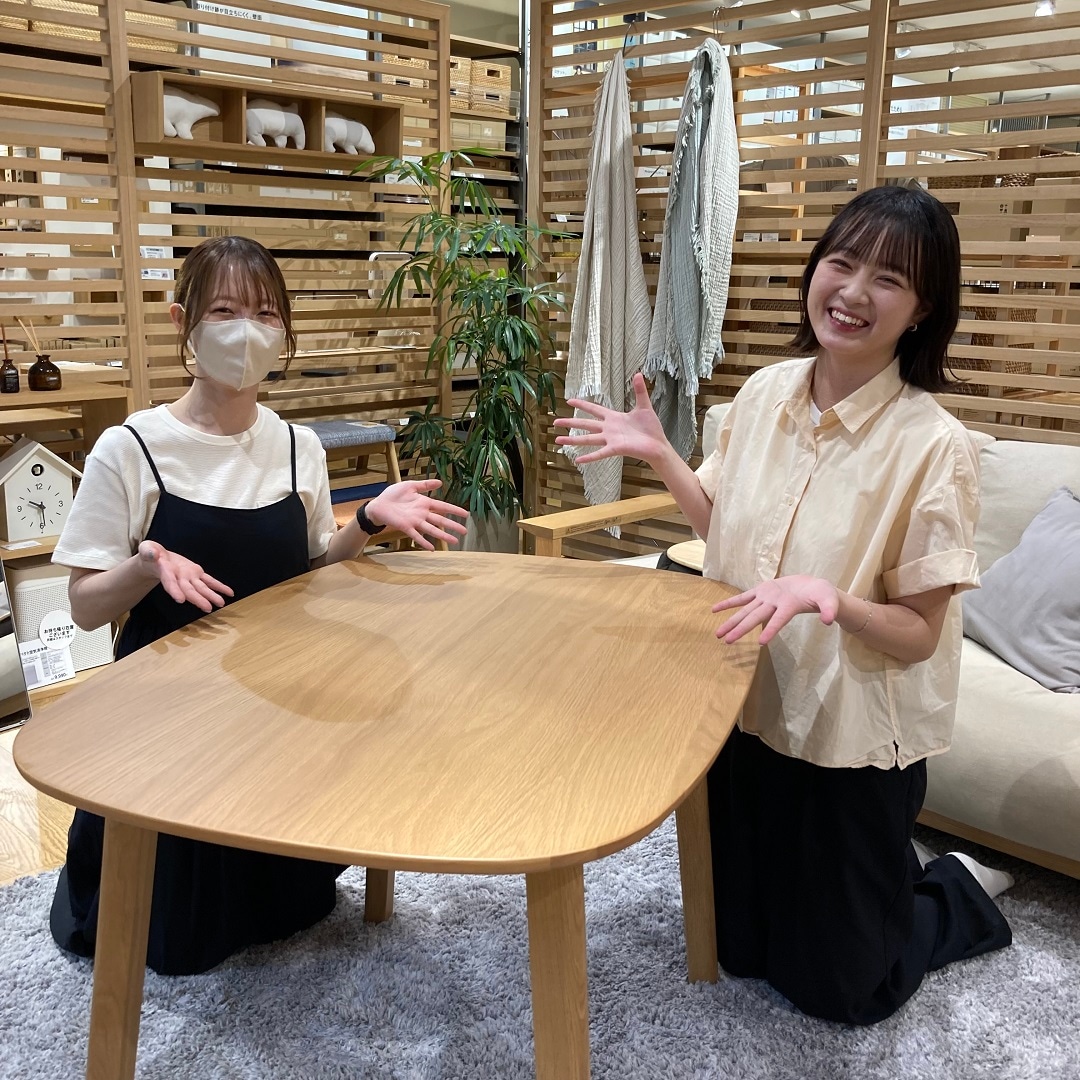 テーブル単体の写真