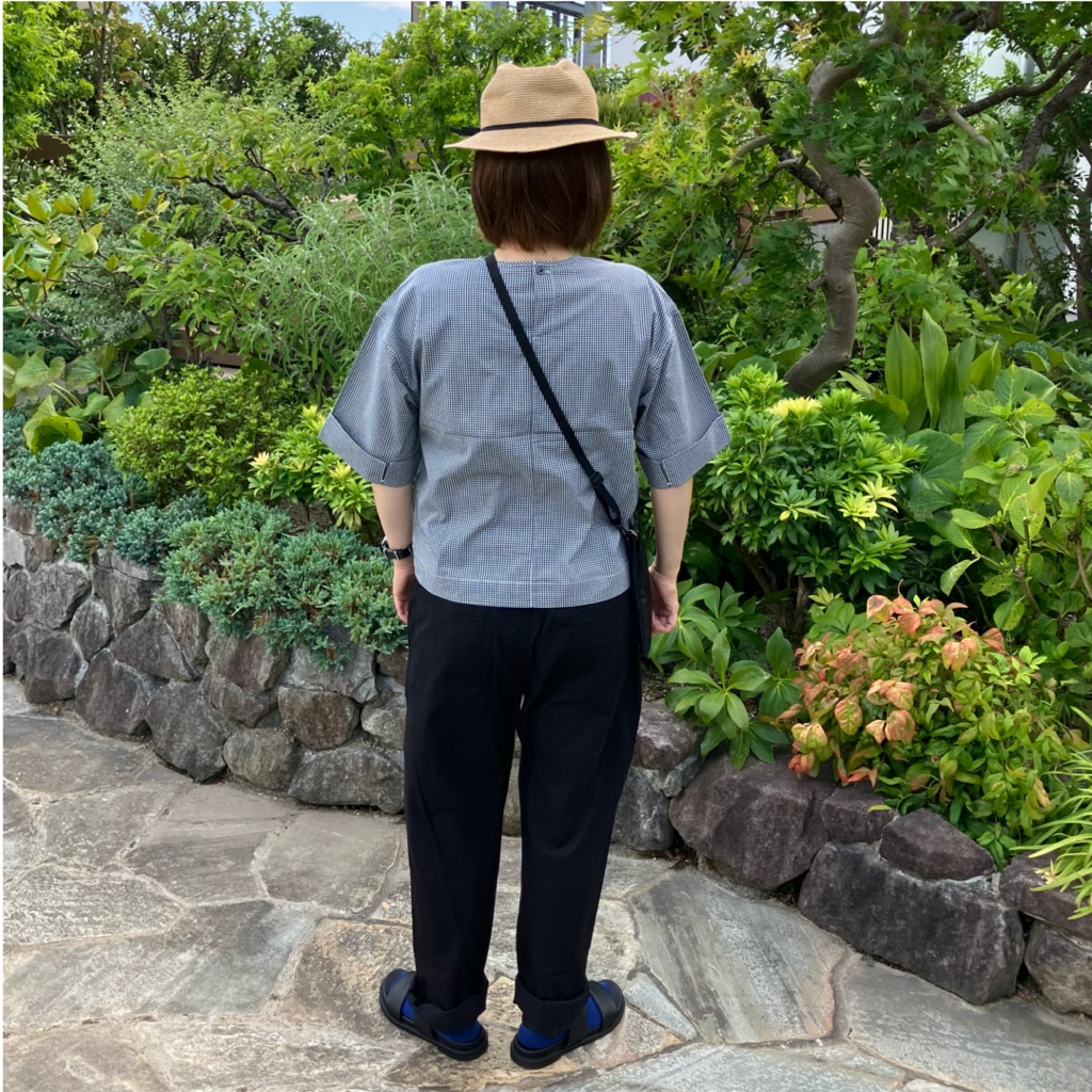 ブロードブラウス