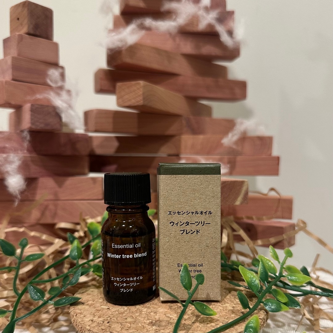 エッセンシャルオイル　ウィンターツリーブレンド