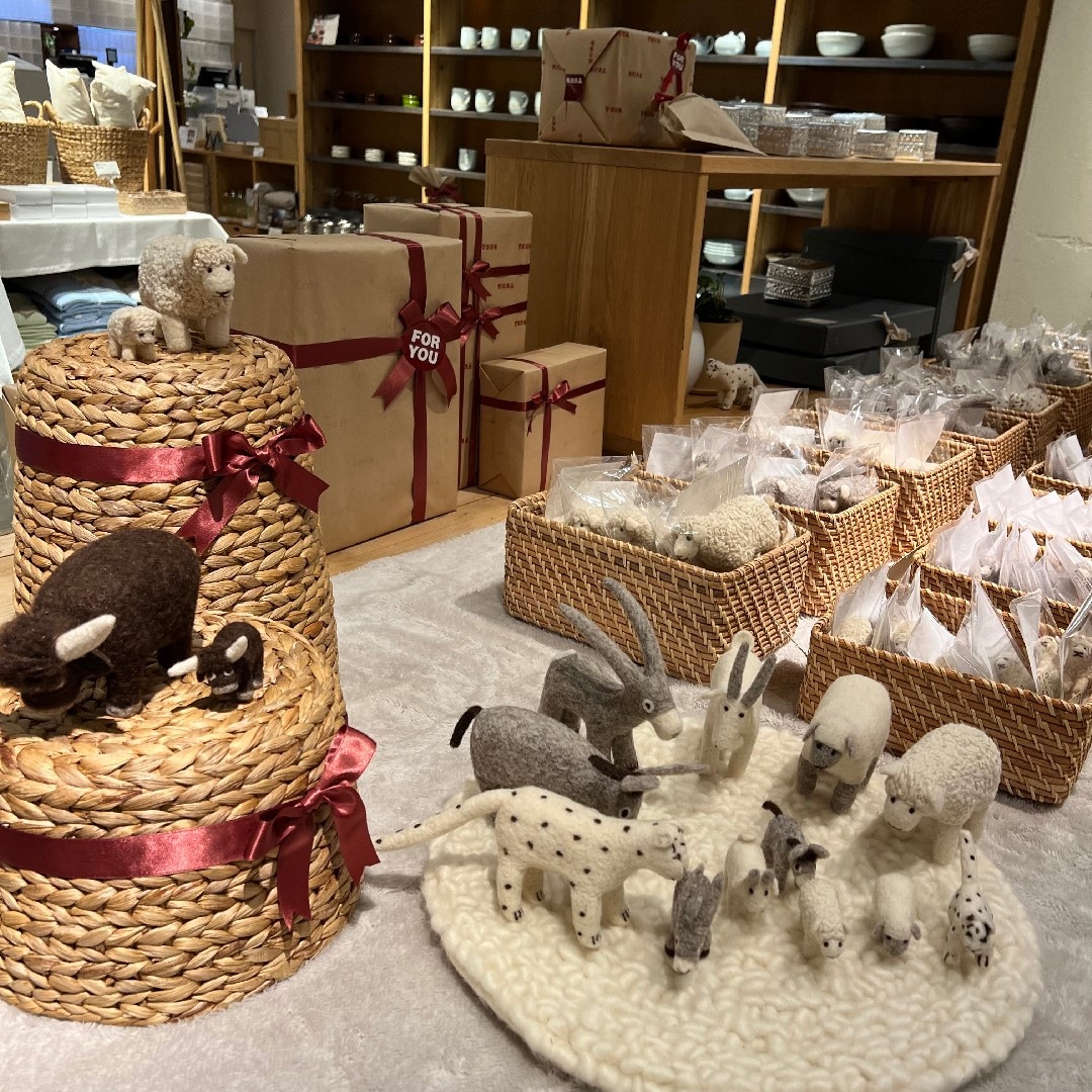 ウールフェルト