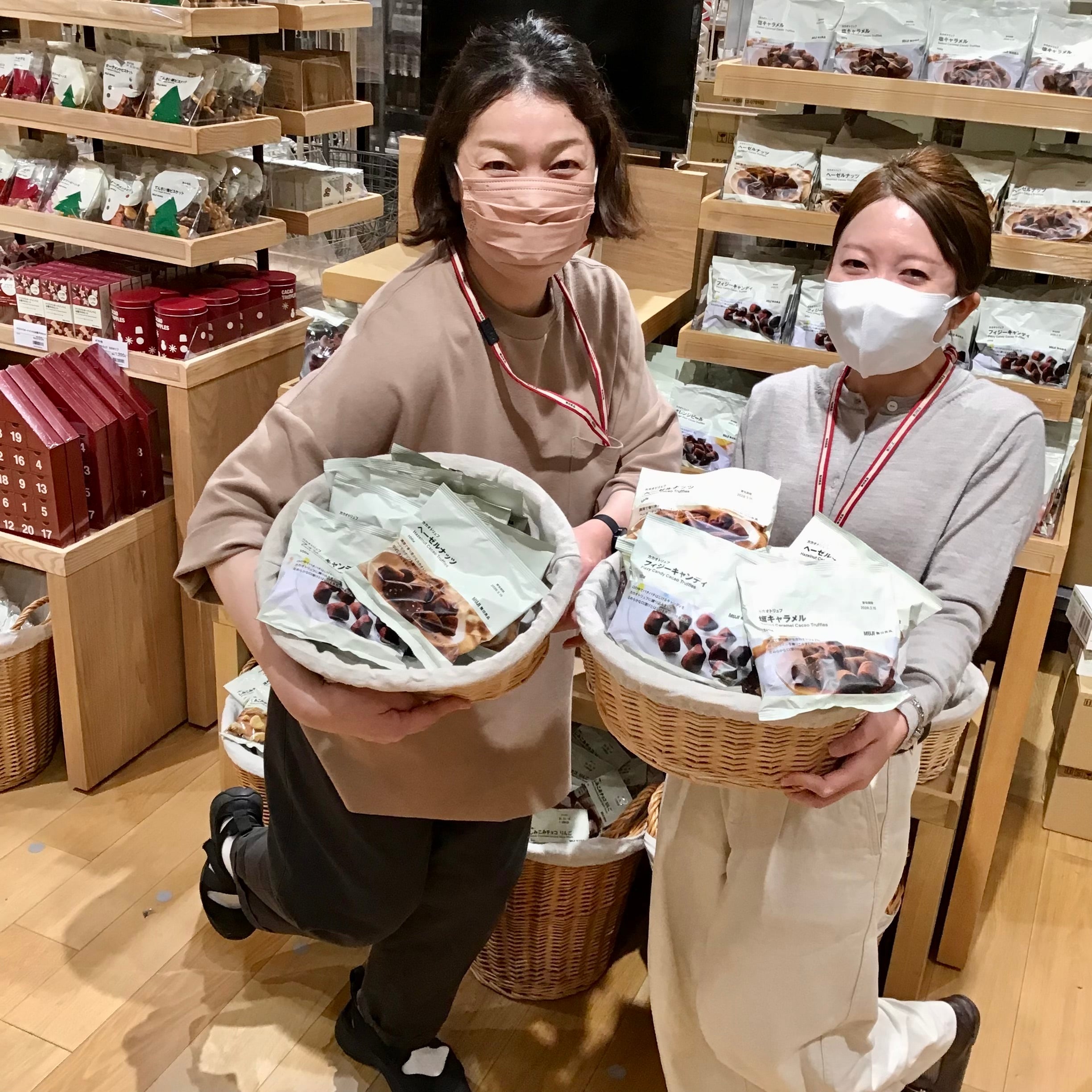 カカオトリュフをどうぞ