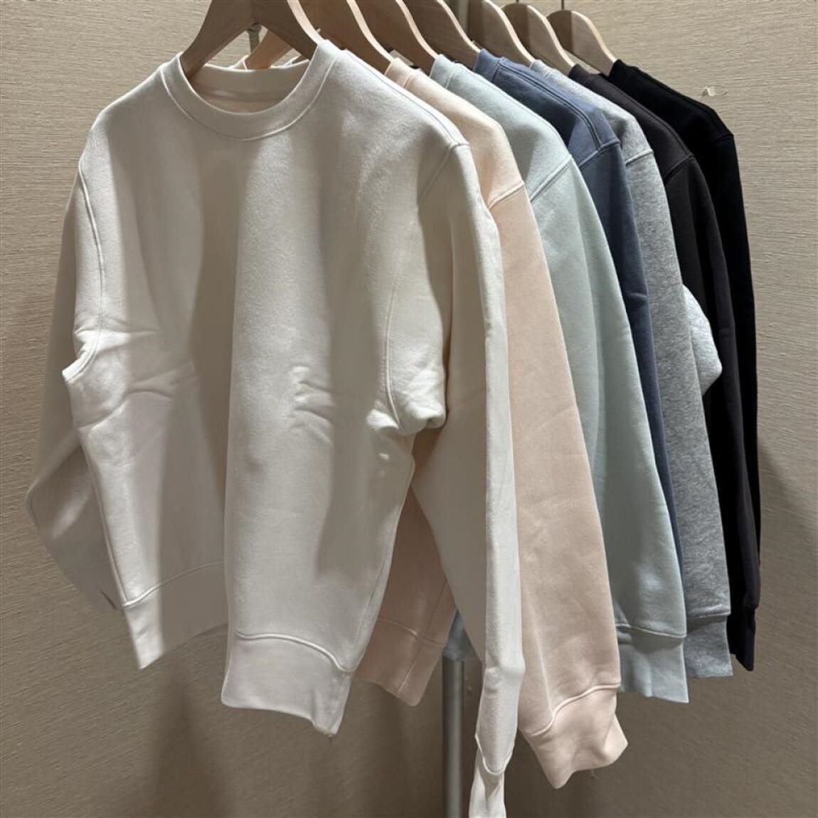 婦人スウェットシャツカラー画像