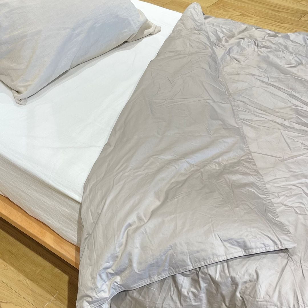 カバーがなくても使える　洗える羽毛薄掛ふとん／Ｓ