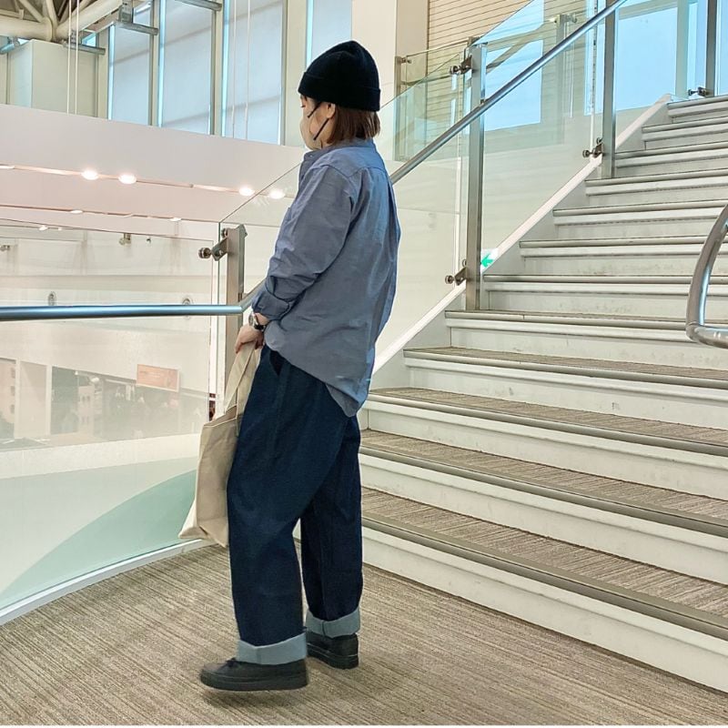 スタンドカラーシャツ