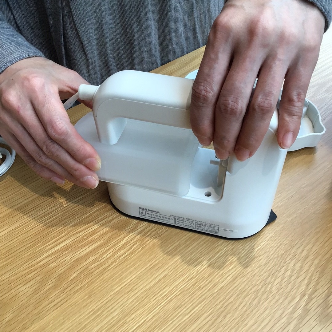 【COCOSA熊本下通】衣類ハンディスチーマー試してみました