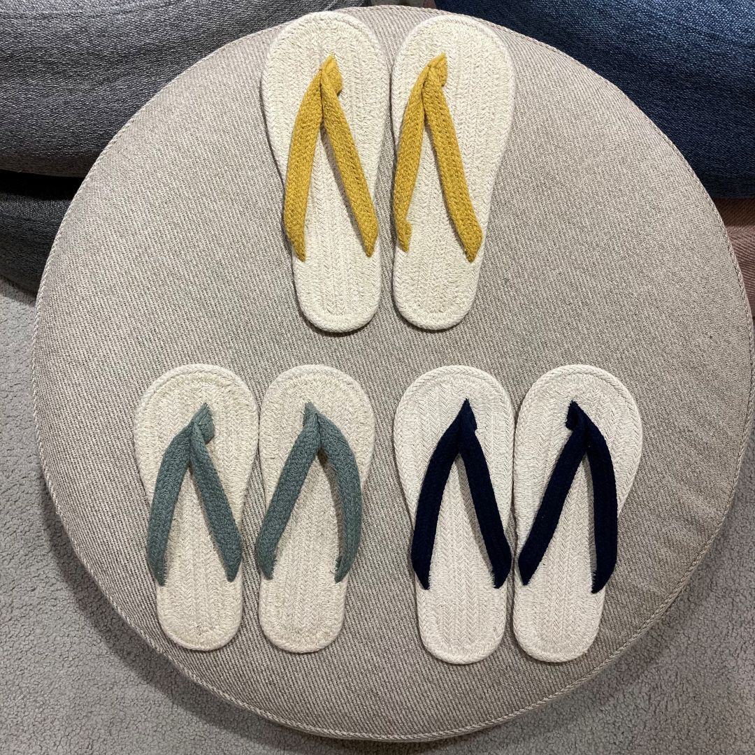 046670_20010325_01_NN．jpg