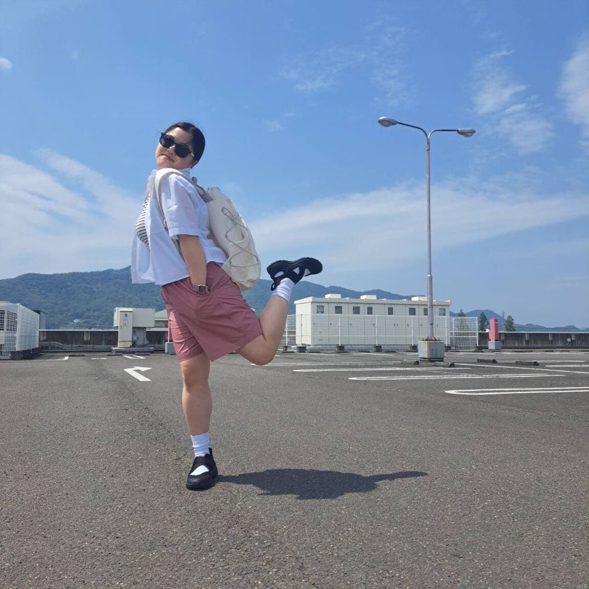 る５