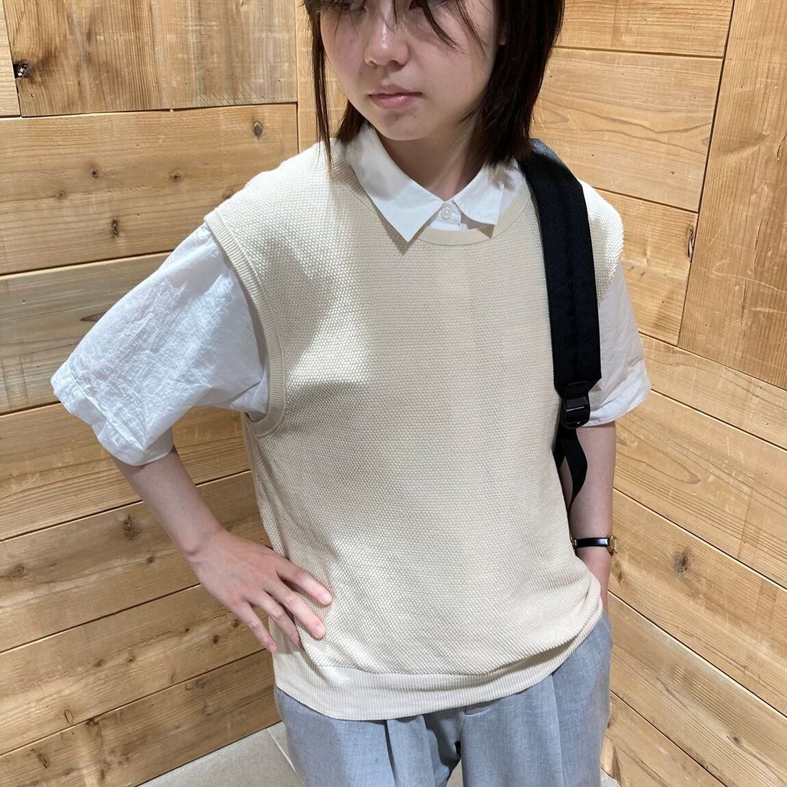 045449シャツアップ画