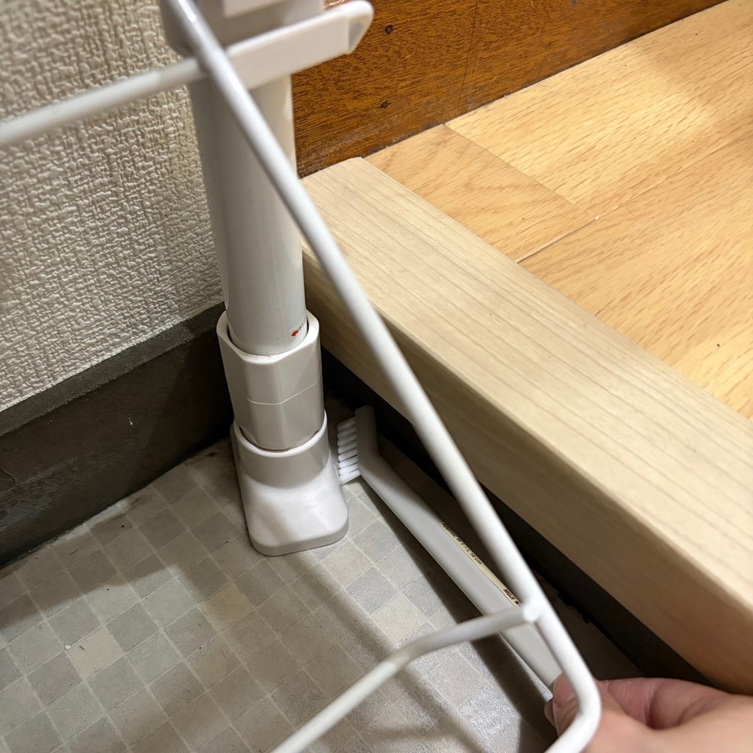 隙間掃除ブラシ使用例