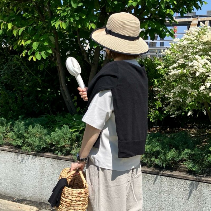 風を通すイージーパンツ