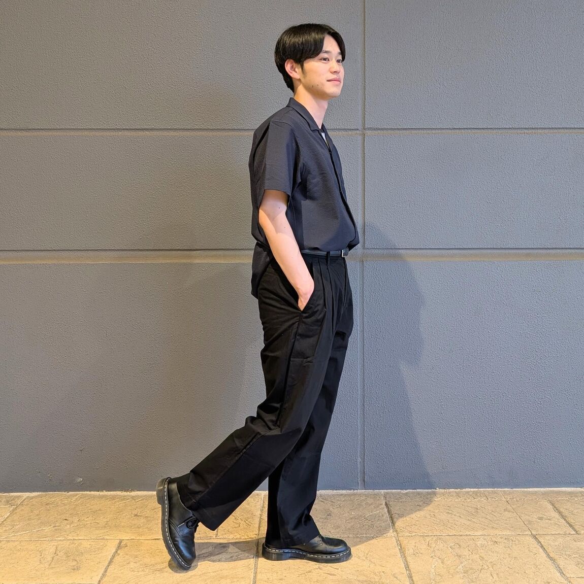 歩く