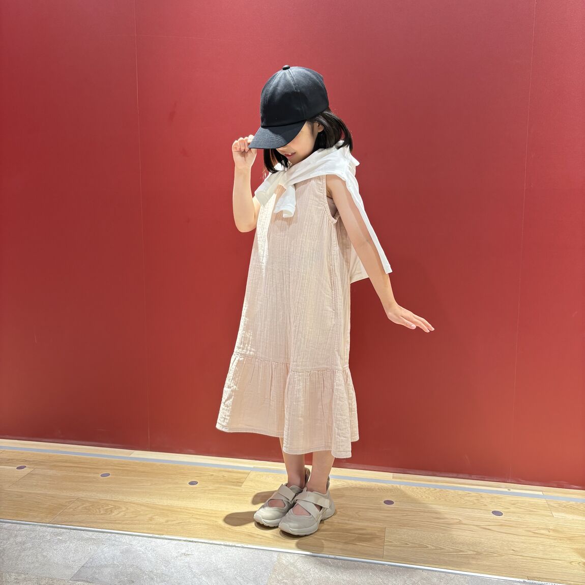 https://contents.muji.com/jp/sites/jp/files/%E3%82%AD%E3%83%83%E3%82%BA%E6%A5%8A%E6%9F%B3%E3%82%AC%E3%83%BC%E3%82%BC%E3%83%AF%E3%83%B3%E3%83%94%E2%91%A0.jpg