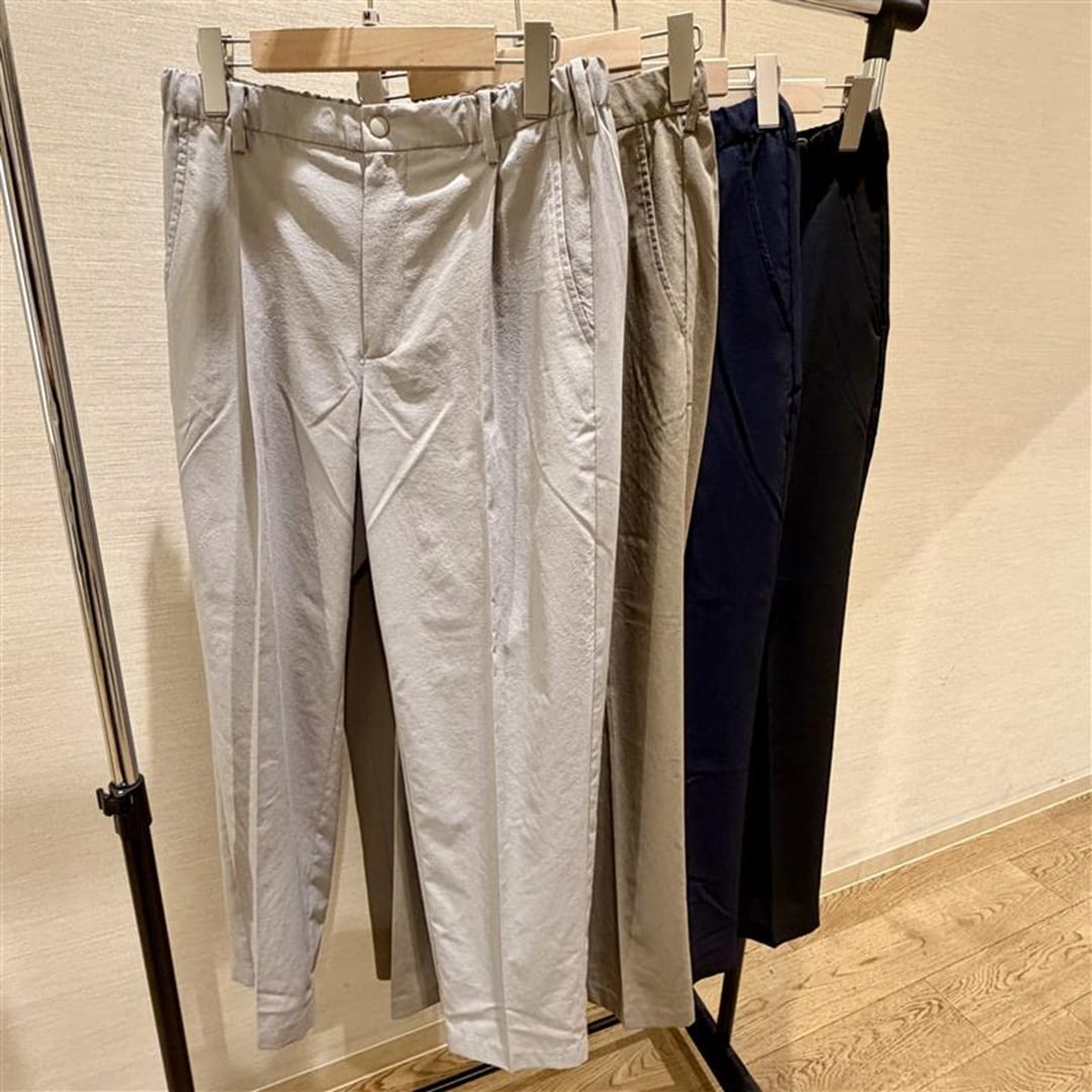 タックパンツ