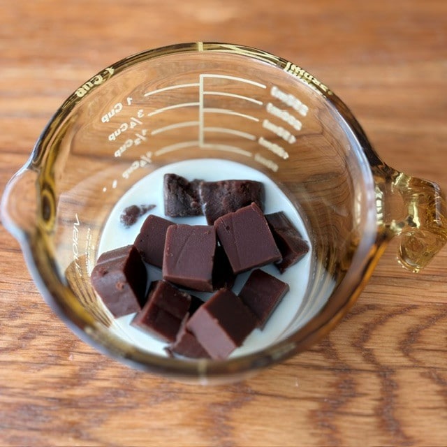 チョコようかん溶かす前