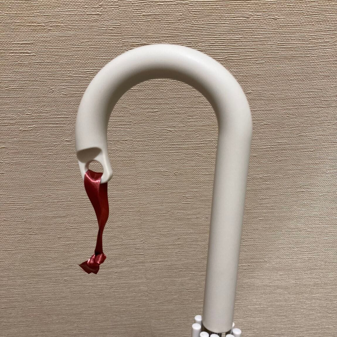 しるしがついた傘の写真