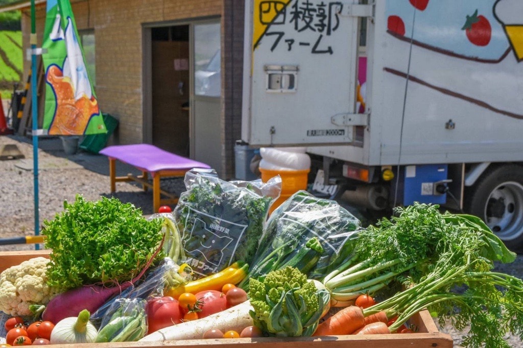 【シエスタハコダテ】「Local Farmers つながる市」_1Yr7IM