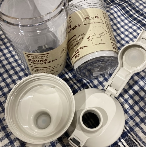 【コープさっぽろソシア】広口で洗いやすい　目盛り付き　ワンタッチボトル_grXB8g