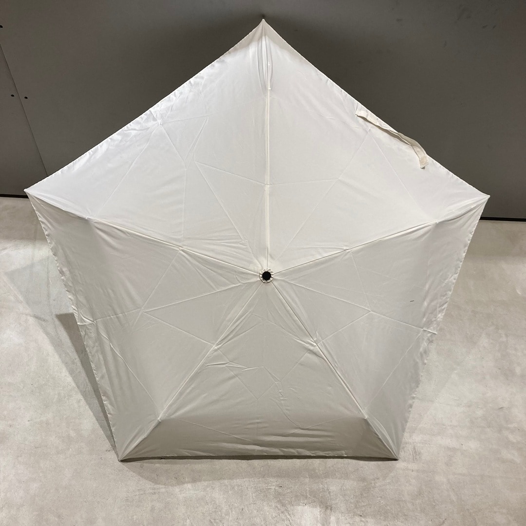 【無印良品500NAMBAなんなん】暑い日差しに備える❘日傘・晴雨兼用の傘_ZYZ5bz