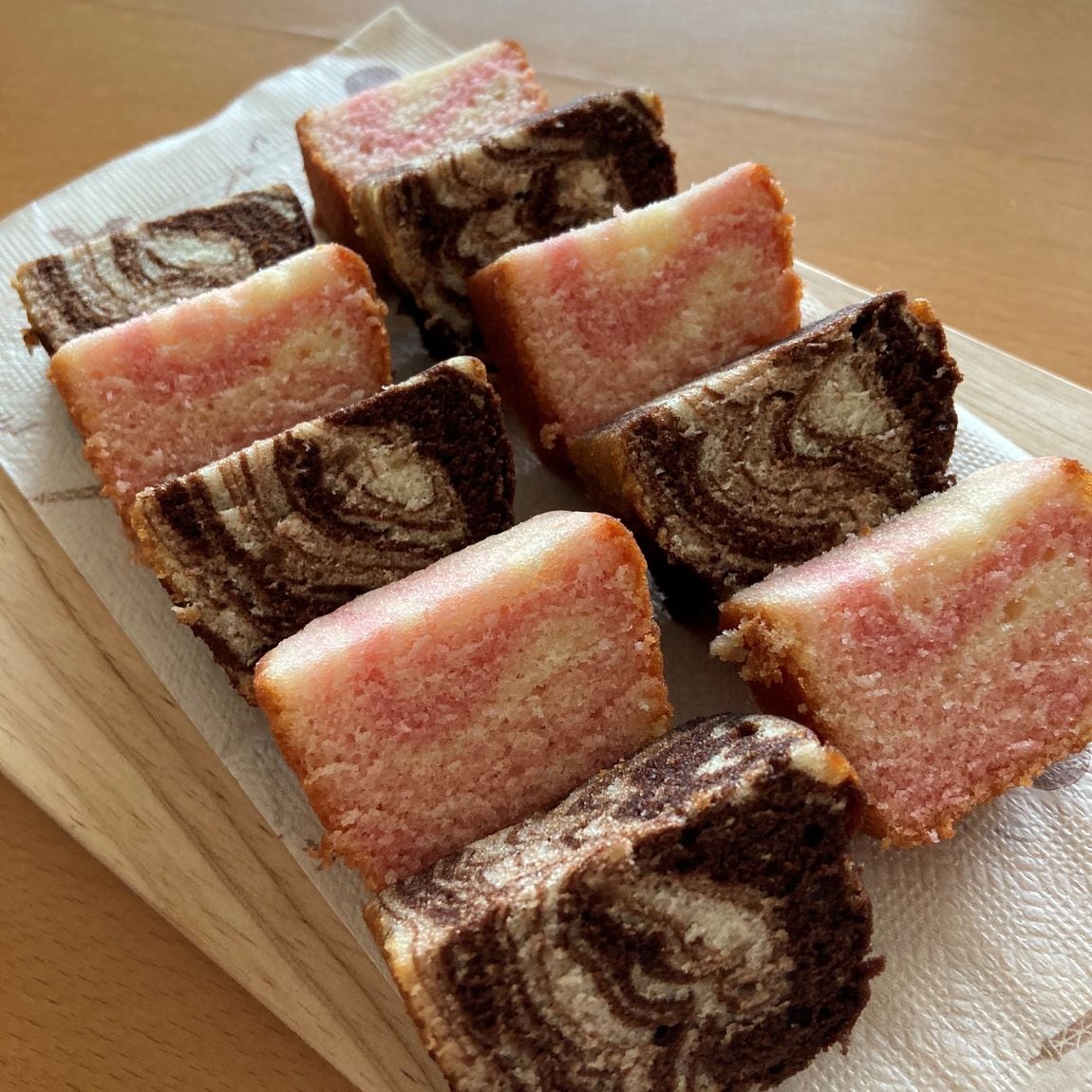 【MUJIcomシャポー船橋】マーブルケーキカット