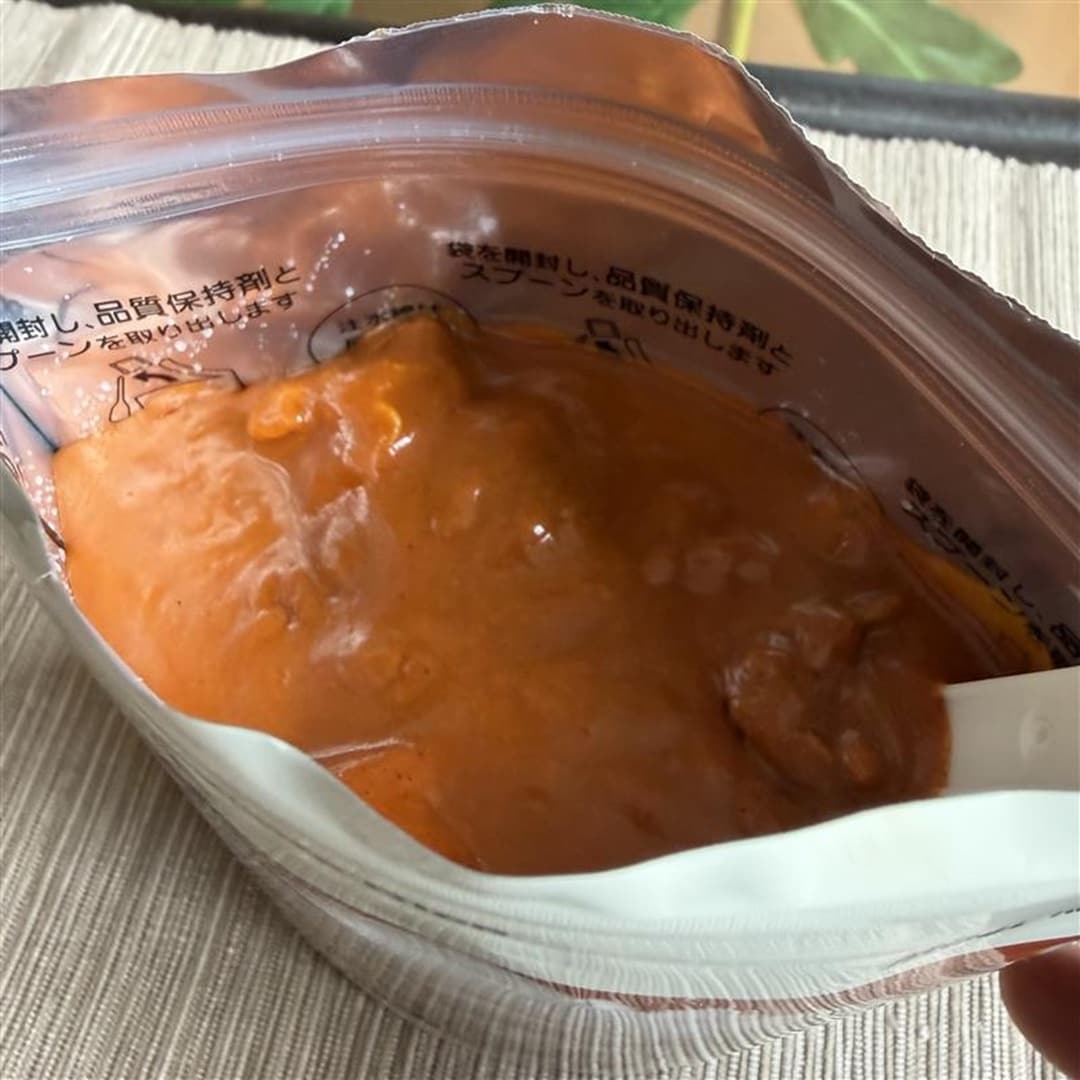備蓄ごはん白米とバターチキンカレー