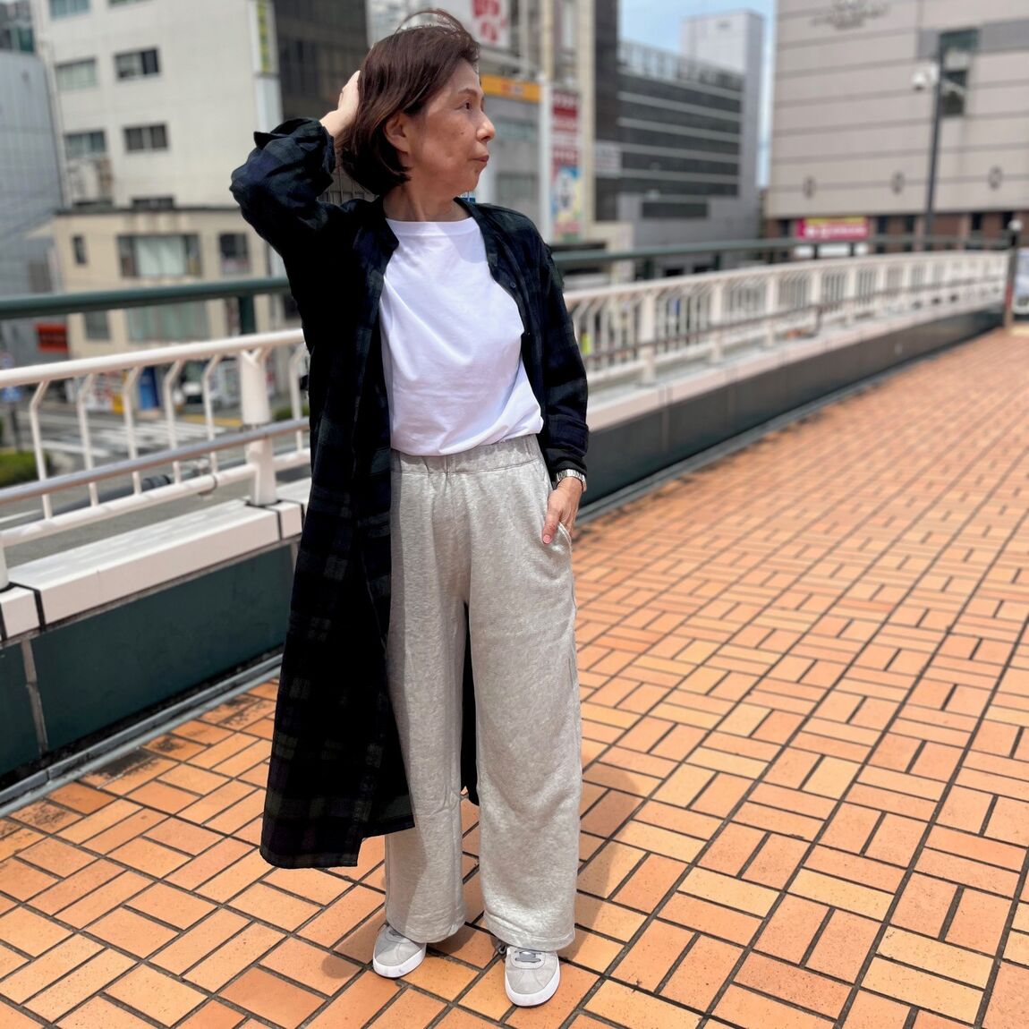 【アミコ東館】身長162㎝_GRCs37
